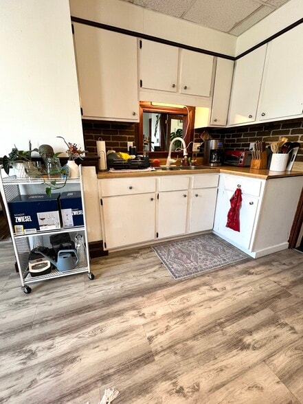 Kitchen - 94 Graham St