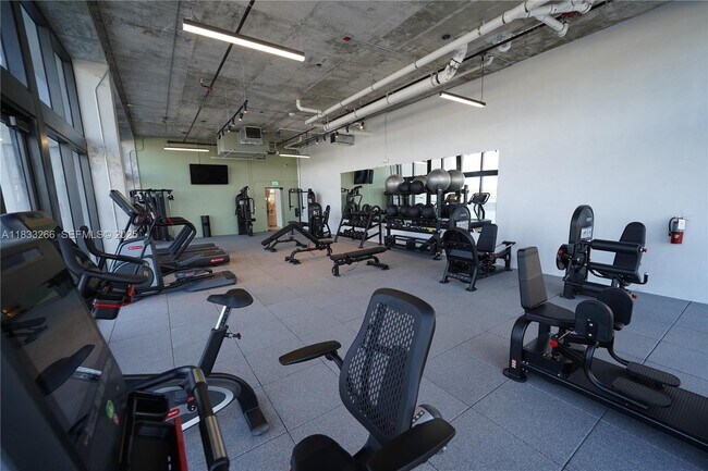 Building Photo - 7920 NE 2nd Ave