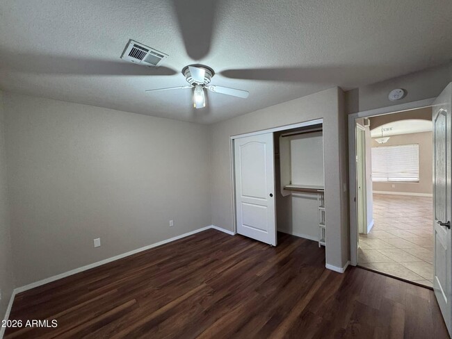 Building Photo - 3439 E Juanita Ave