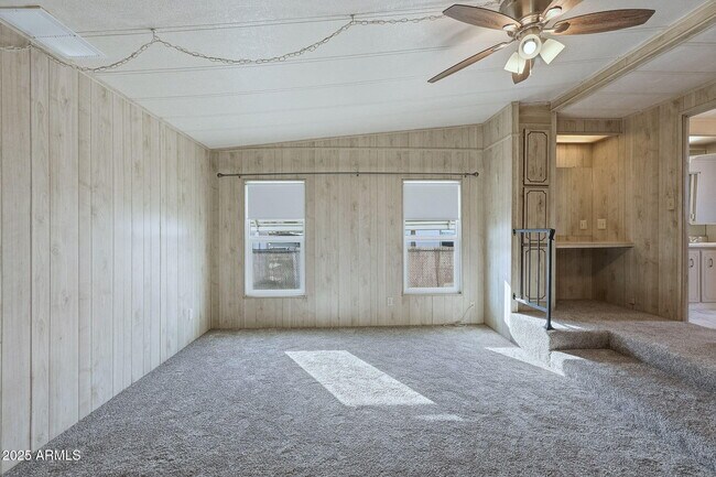 Building Photo - 17048 N 66th Terrace