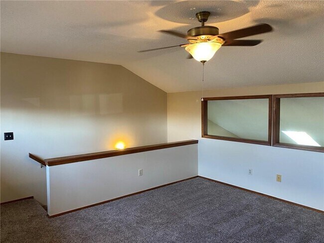 Building Photo - 419 N 35th St