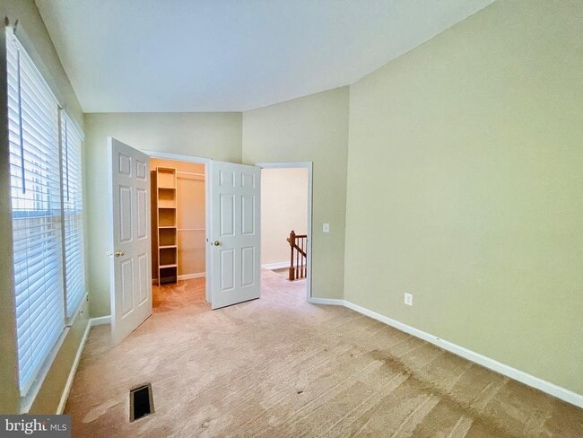 Building Photo - 9703 Sassafras Ct