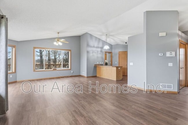 Building Photo - 1778 Klondike Dr NE