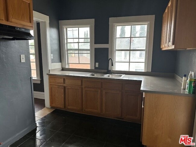 Building Photo - 1347 Valencia St