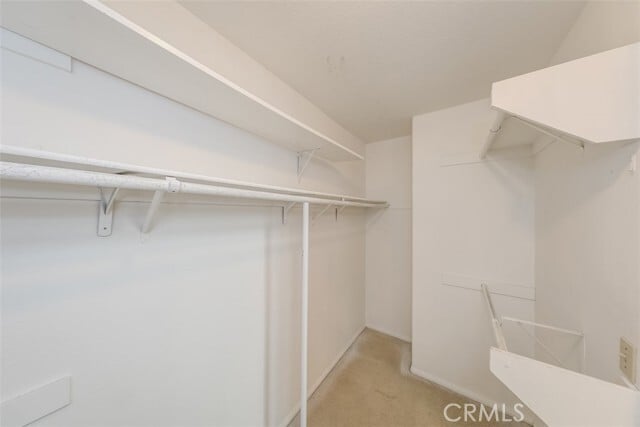 Building Photo - 2568 La Salle Pointe