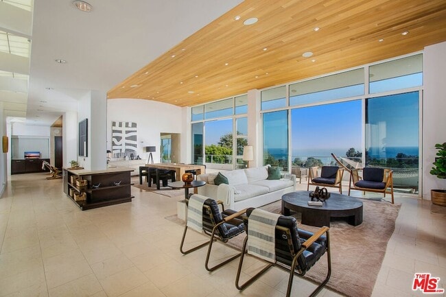 Building Photo - 27454 Winding Way