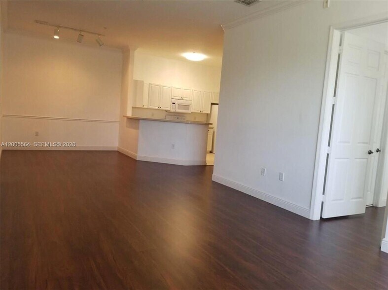 Building Photo - 4508 SW 160th Ave