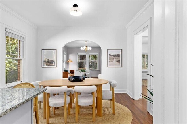 Building Photo - 987 Alloway Pl SE