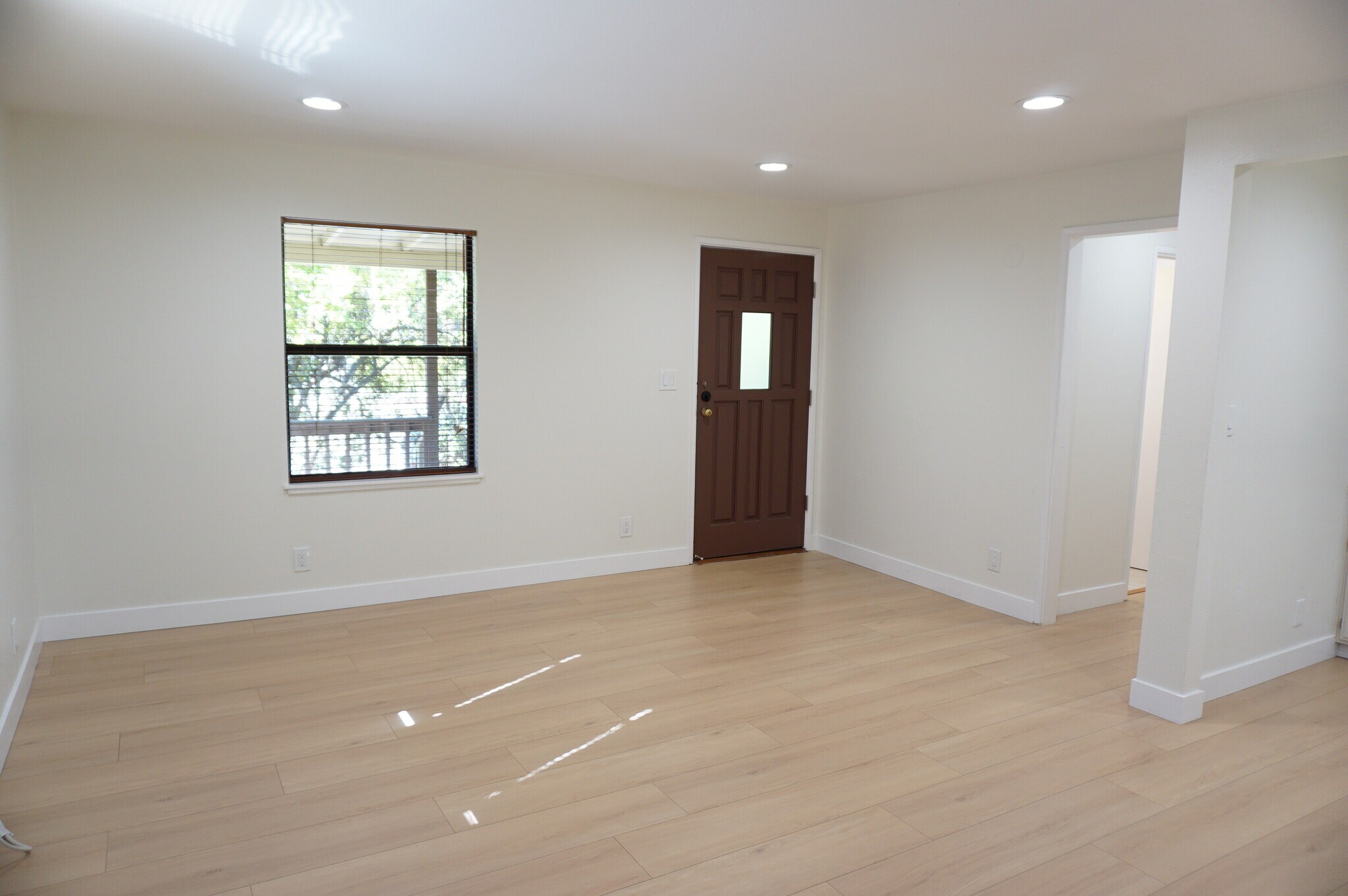 Building Photo - 3948 Pennsylvania Ave