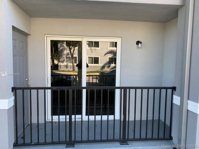 Building Photo - 15470 SW 284th St