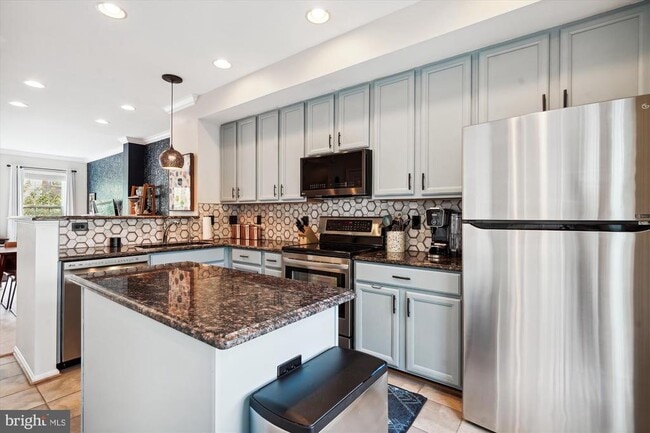 Building Photo - 5310 Chieftain Cir