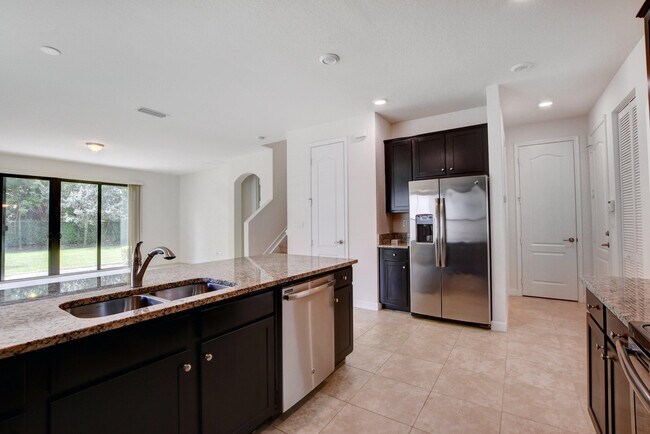 Building Photo - 8979 Gulf Run Way