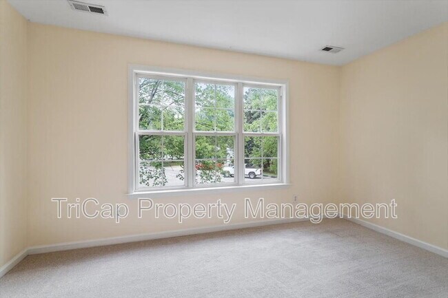 Building Photo - 120 Arbor Glen Ct