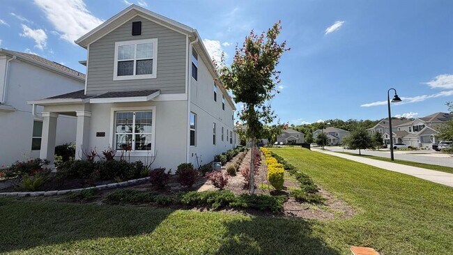 Building Photo - 11200 Listening Dr