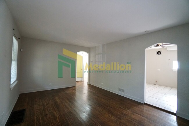 Building Photo - Updated 3-Bedroom Home with Finished Basement and Bonus Space