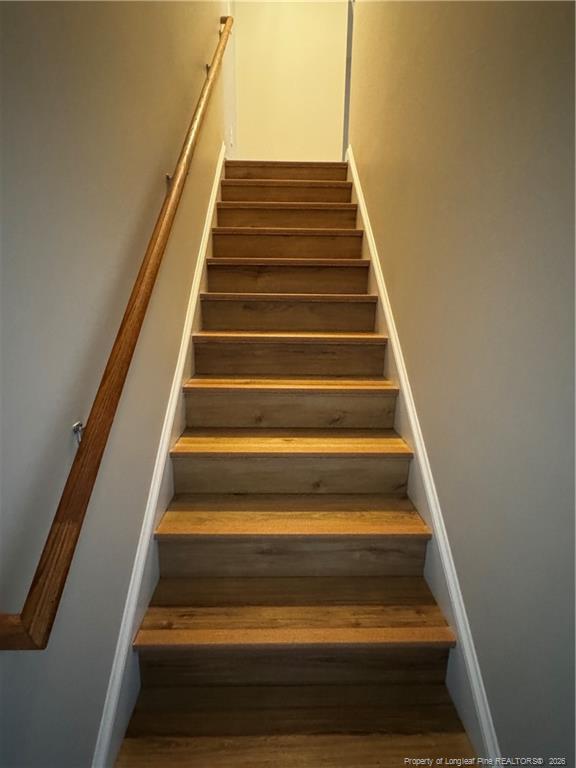 Building Photo - 2118 Queen Elizabeth Ln