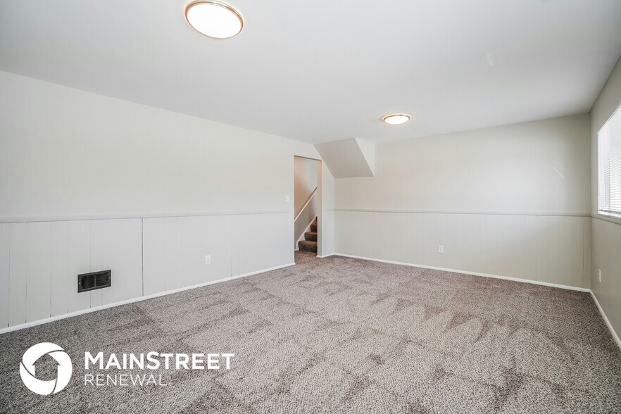 Building Photo - 6373 Faircrest Rd