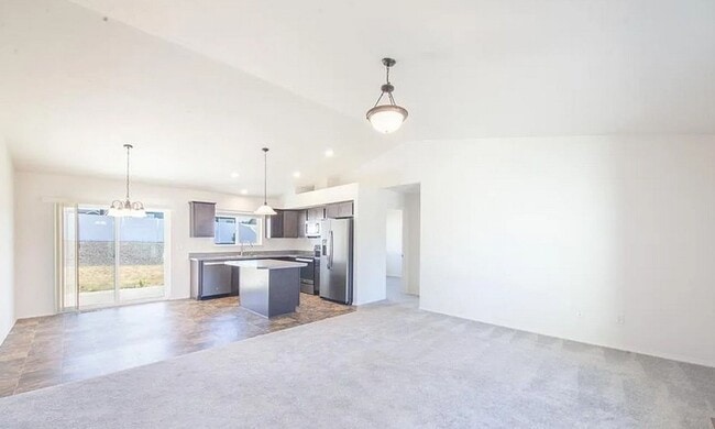 Building Photo - Beautiful One-Level House in New Neighborhood