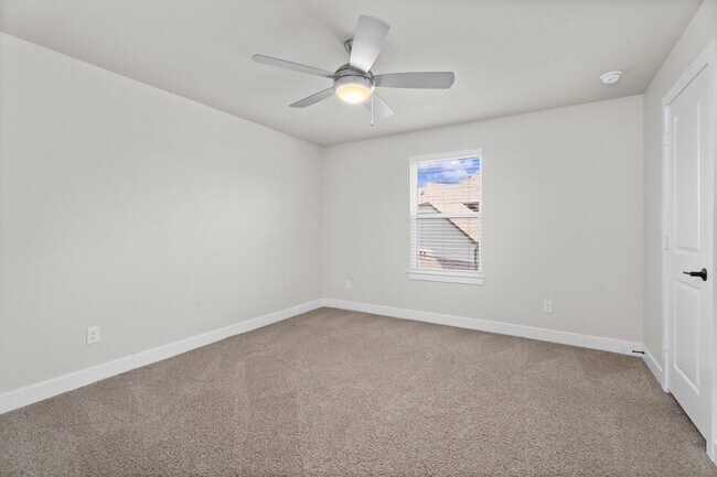 Building Photo - 24126 Orchard Oriole Ct