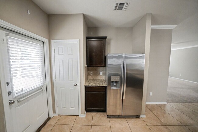 Building Photo - Beautiful 4-Bedroom, 3-Bath Home in Kensington Ranch - Realtor Commission: $500