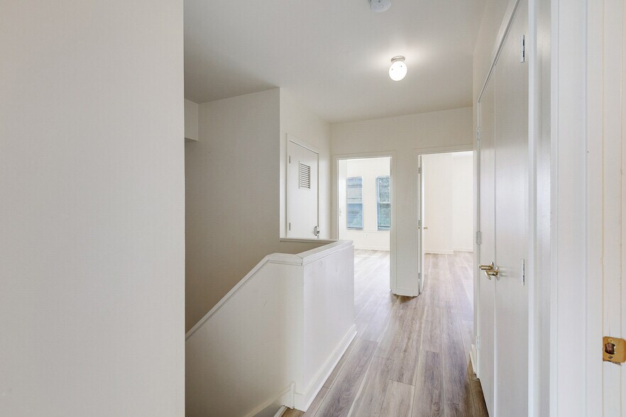 Building Photo - 759 N Preston St