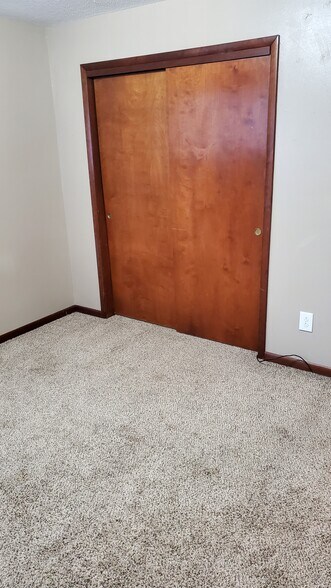 Building Photo - 519 N Patsy St