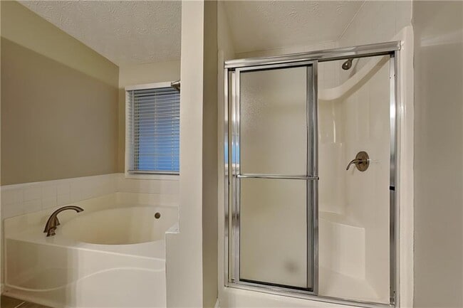 Building Photo - 4385 Foxberry Run