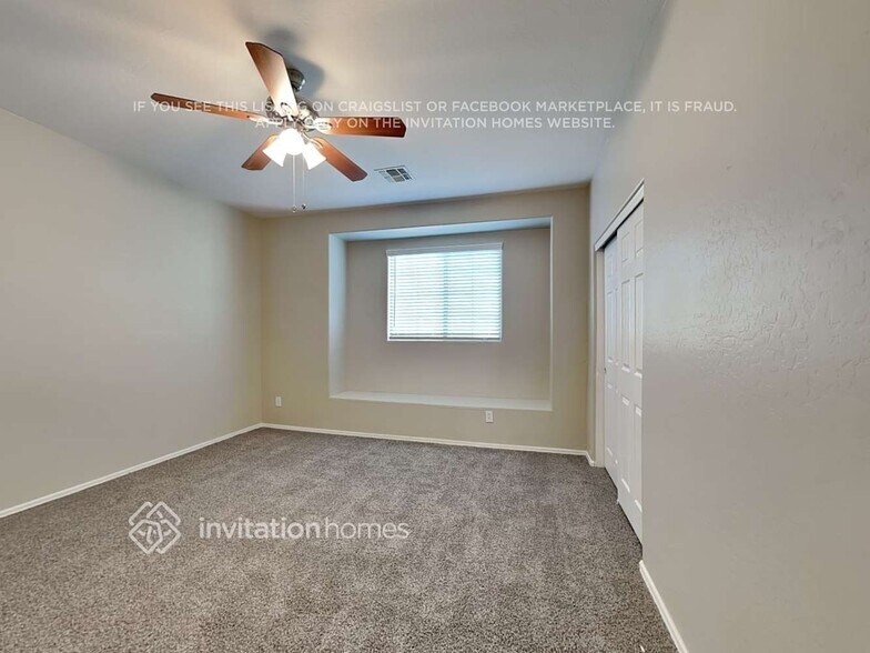 Building Photo - 13607 W Acapulco Ln