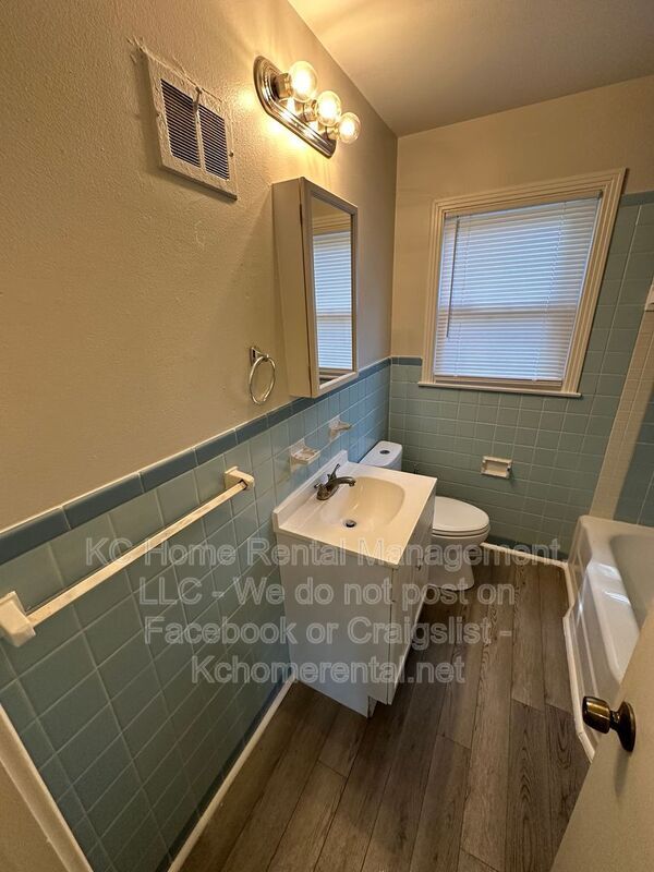 Building Photo - 8214 Jarboe St