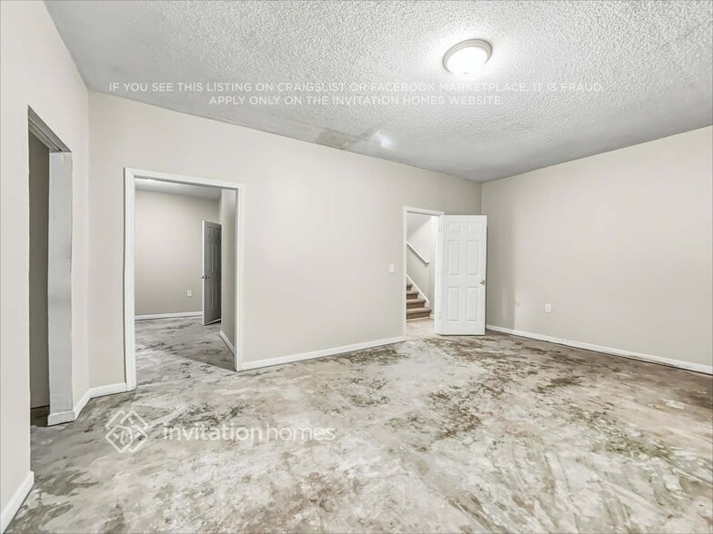 Building Photo - 516 Shaggy-Hickory Tr