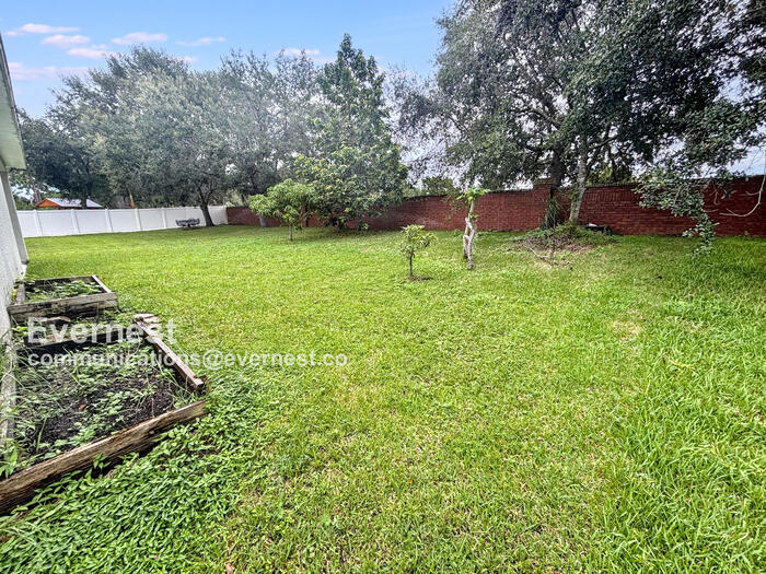 Building Photo - 9019 Edenshire Cir