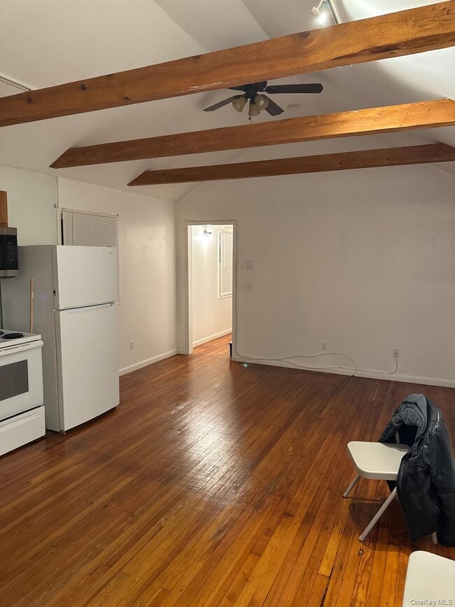 Building Photo - 198 South St