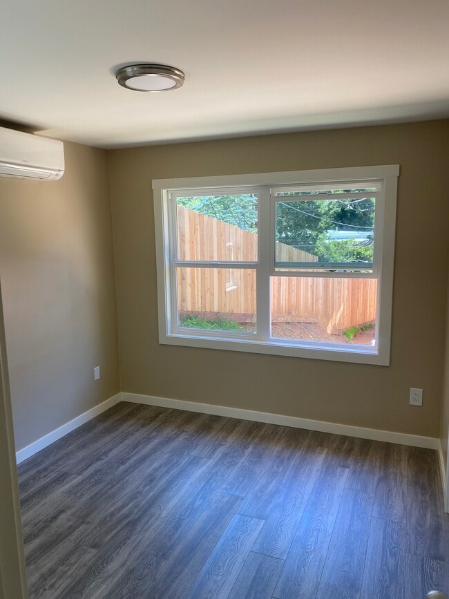 Building Photo - 175 Woodland Ave