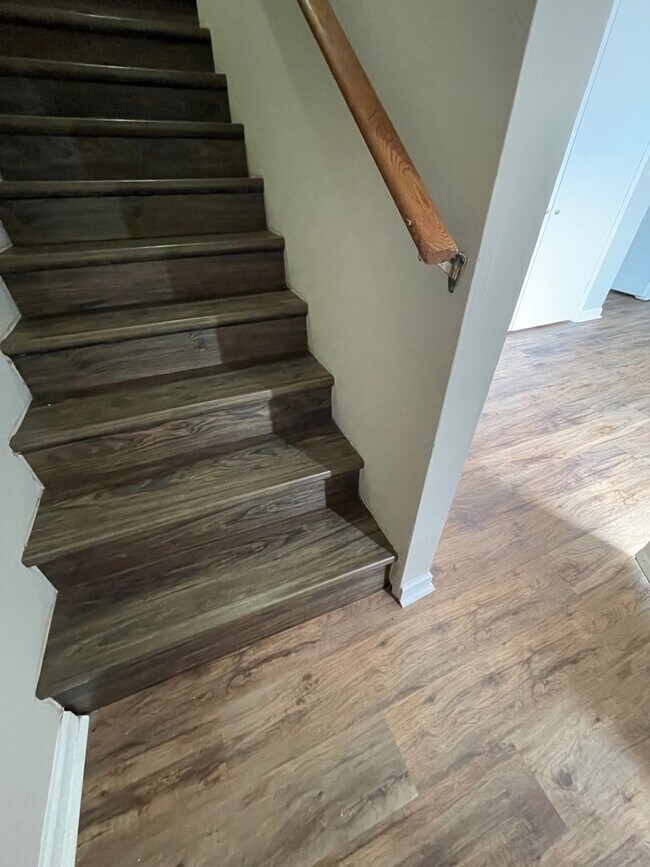 Building Photo - 00401