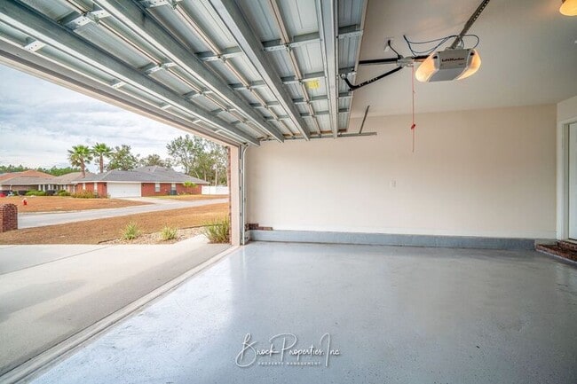 Building Photo - 2112 Stennis Dr