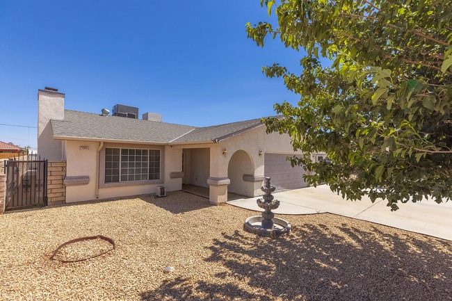 Building Photo - The "Staycation" Vibe