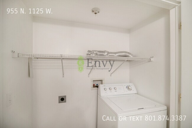 Building Photo - 955 N 1125 W