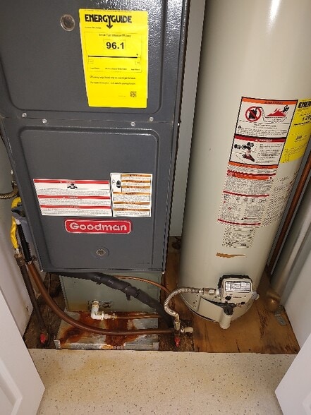 Building Photo - 422 Harrison Ave