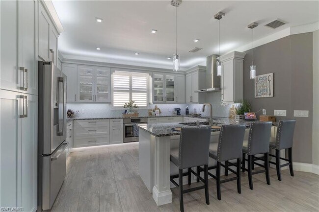 Building Photo - 5544 Lago Villaggio Way