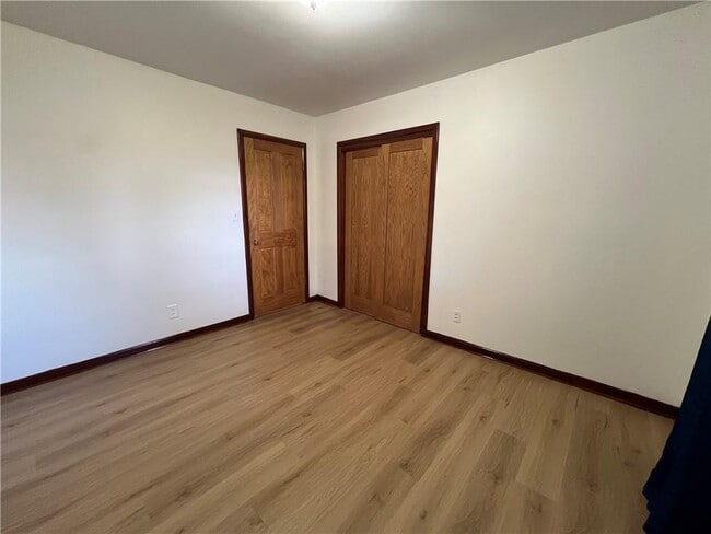 Building Photo - 2167 Wallingford Dr