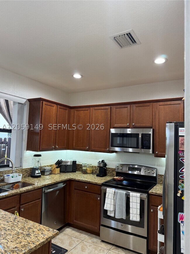 Building Photo - 11302 NW 88th St