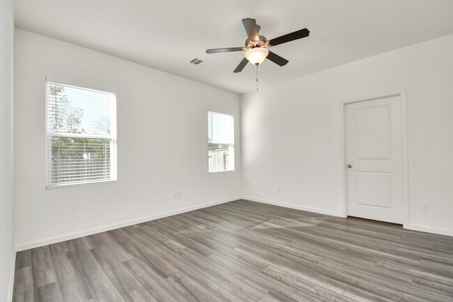 Building Photo - 13427 Harrow Park Ln