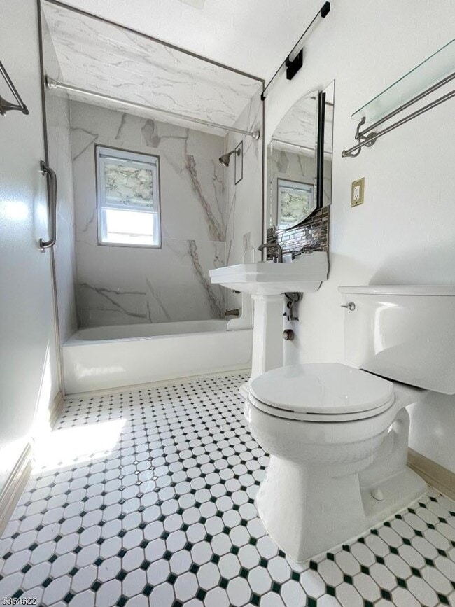 Building Photo - 331 Boxwood Ct