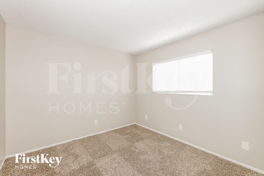Building Photo - 2406 El Cid Ct