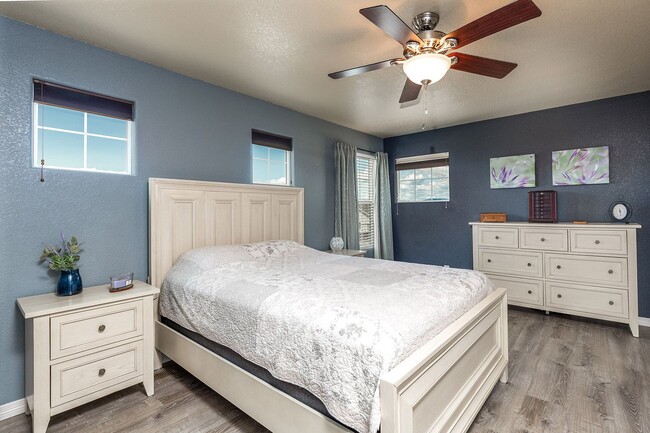 Building Photo - 7256 Red Cardinal Loop