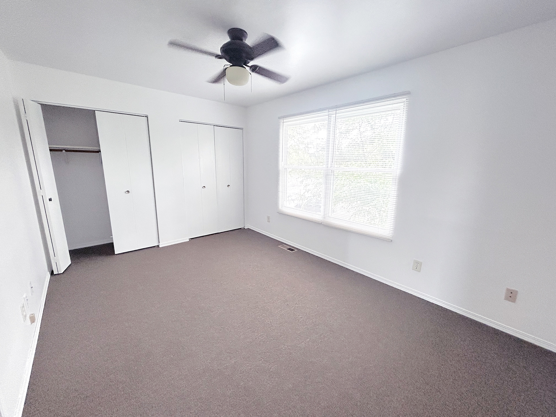 Second floor bedroom 1 - 950 Edgar Dr
