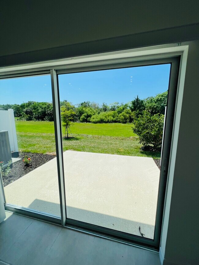 Building Photo - 8549 Lunar Skye St