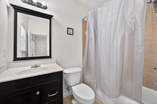 Building Photo - 1646 Austin Meadows Dr