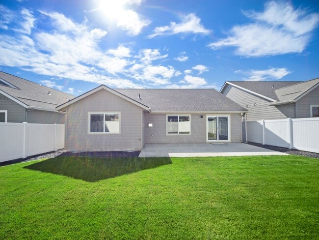 Building Photo - 3 bedroom/2 bathroom home in Spokane Valley (Furnished)