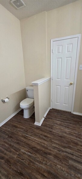 Building Photo - 2820 Deer Ridge Dr